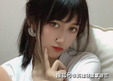 搞笑女吃瓜后续,笑料百出，后续反转再掀波澜